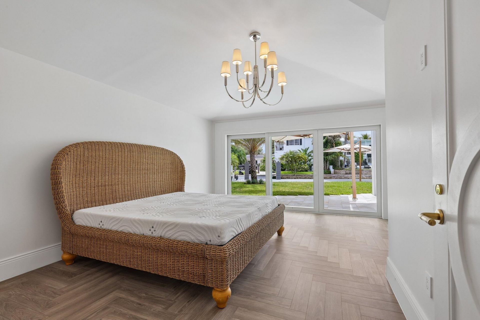 1020 SE 9th Avenue, Fort Lauderdale, FL 33316 Photo