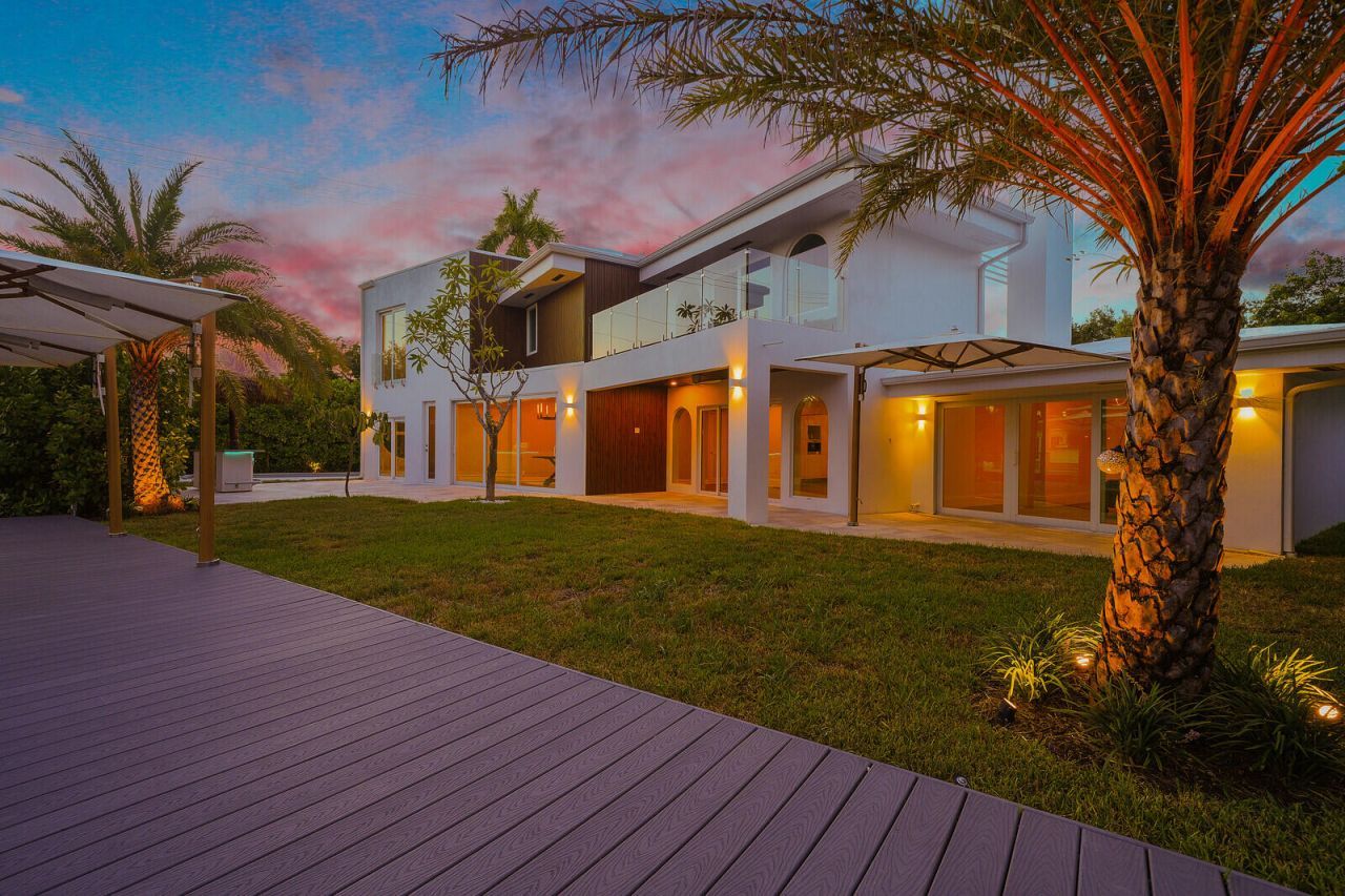 1020 SE 9th Avenue, Fort Lauderdale, FL 33316 Photo