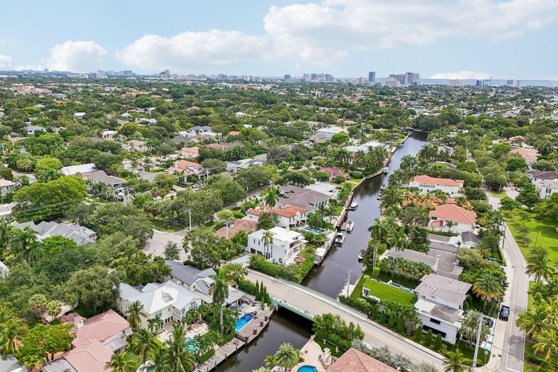 1020 SE 9th Avenue, Fort Lauderdale, FL 33316 Photo