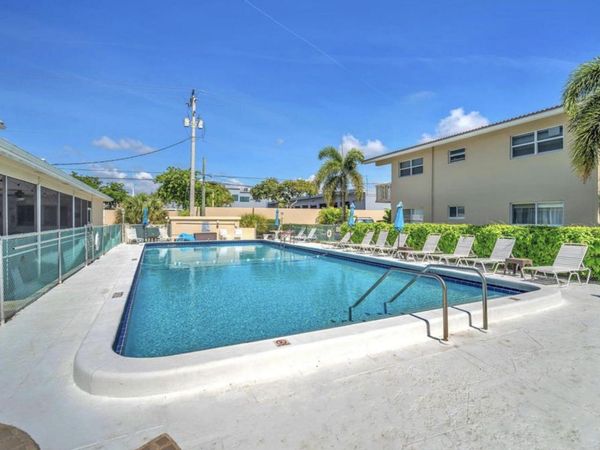 2121 NE 42ND Court, Unit 202C, Lighthouse Point, FL 33064