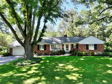 20 Briar Patch Road, Rochester, NY 14618
