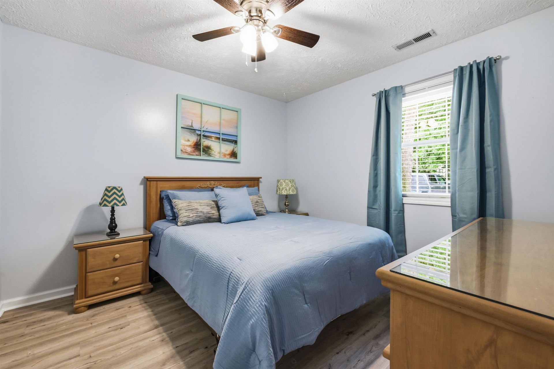 573 Blue River Ct. Photo 7
