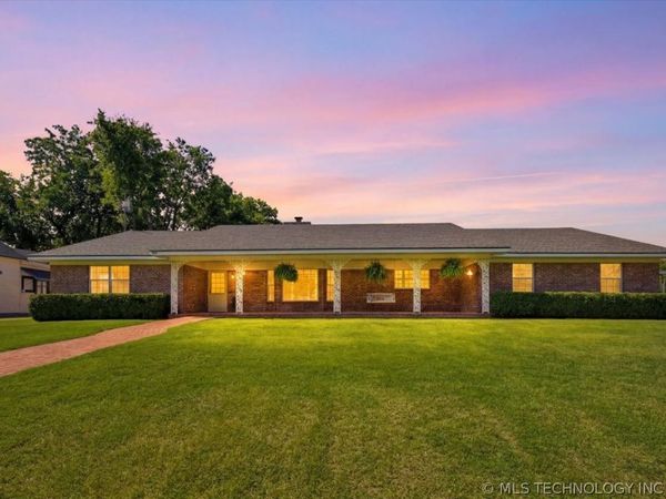 121 W 17th Street , Ada, OK 74820