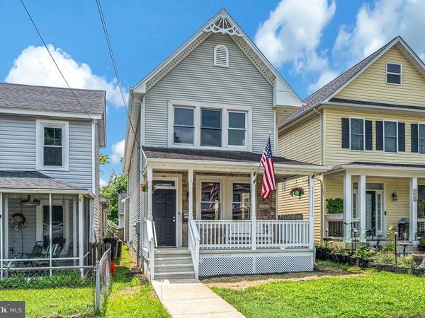 1712 WASHINGTON AVENUE, FREDERICKSBURG, VA 22401