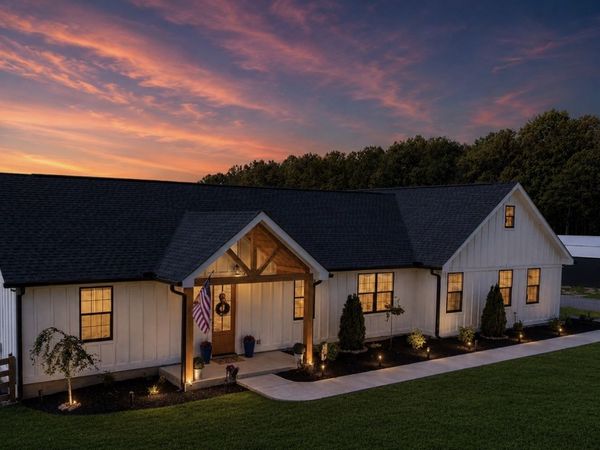 625 Robert Smith Rd , McMinnville, TN 37110