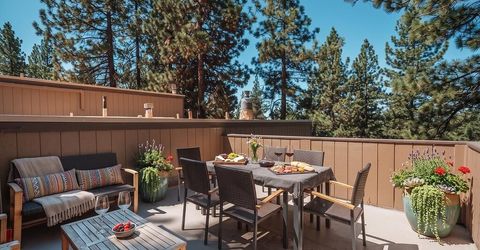 233 Clubhouse Circle, Stateline, NV 89449 Photo