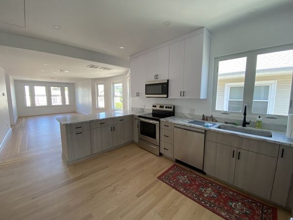 186 Harvard St, Unit 2, Medford, MA 02155