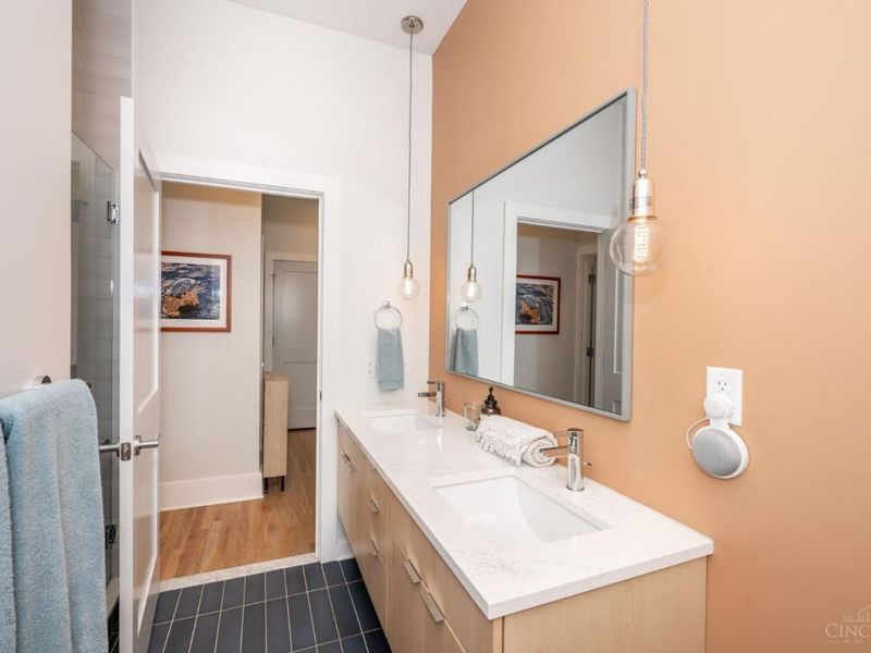 915 Vine Street, Unit 401, Cincinnati, OH 45202 Photo 14