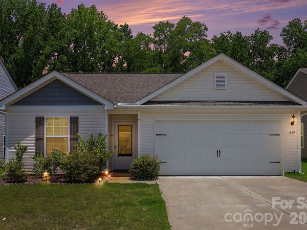 1329 Nia Road, Charlotte, NC 28215
