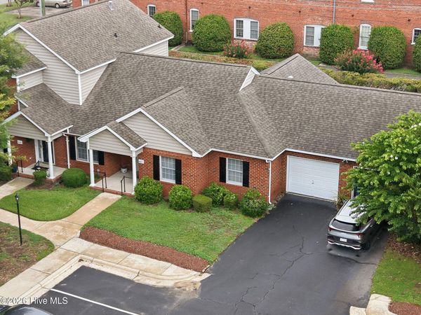 407 Willows Court , Washington, NC 27889