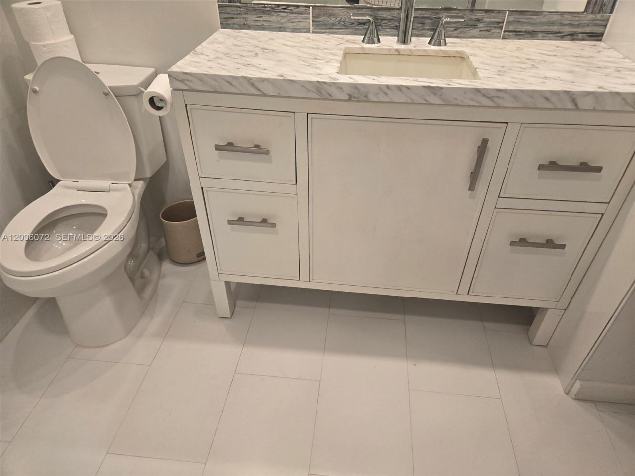 590 NE 199th Ter , Unit 2Y, Miami, FL 33179 Photo