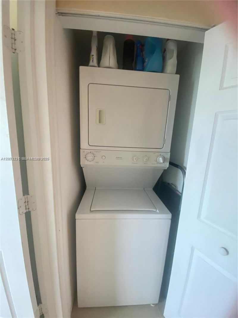 275 NE 18th St , Unit 809, Miami, FL 33132 Photo