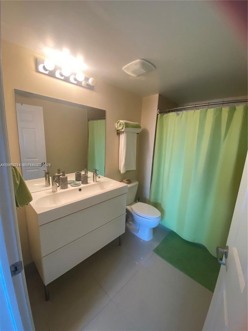 275 NE 18th St , Unit 809, Miami, FL 33132 Photo