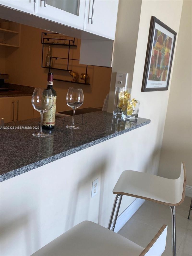 275 NE 18th St , Unit 809, Miami, FL 33132 Photo