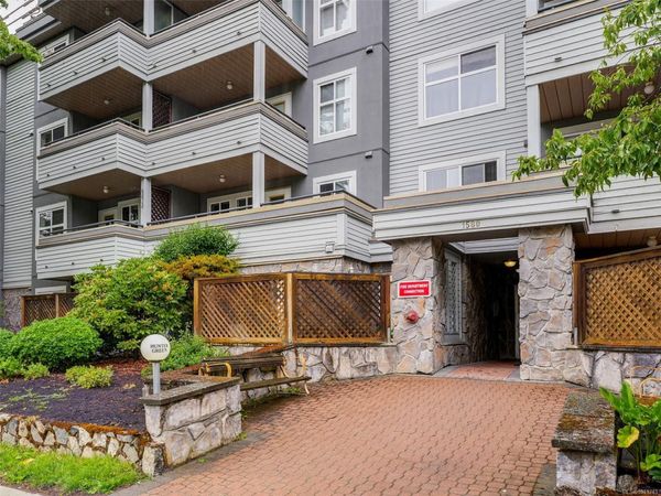 1580 Christmas Ave , Unit #203, Saanich, BC V8P 2X2