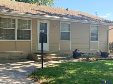 8130 N Hazelwood Drive, Lincoln, NE 68510