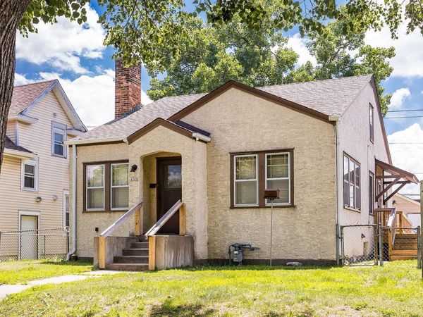 1122 Sherburne Avenue, Saint Paul, MN 55104