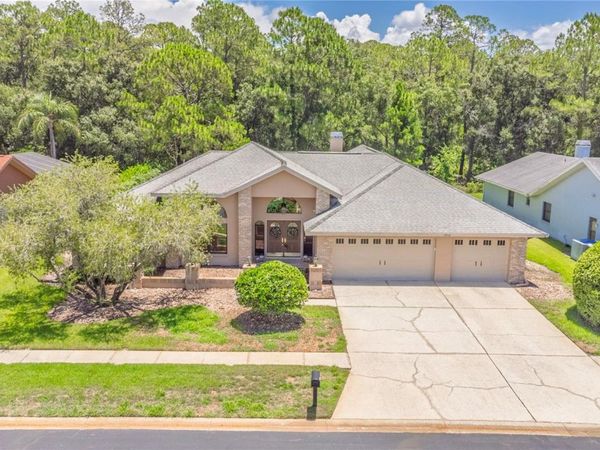 3792 WINDBER BOULEVARD , PALM HARBOR, FL 34685