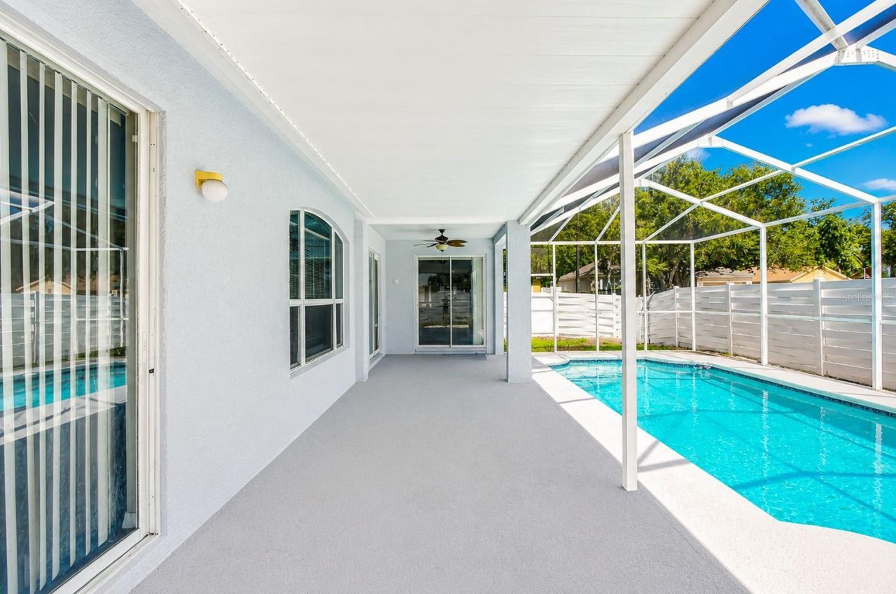 4102 Amber Ridge Lane , Valrico, FL 33594 Photo