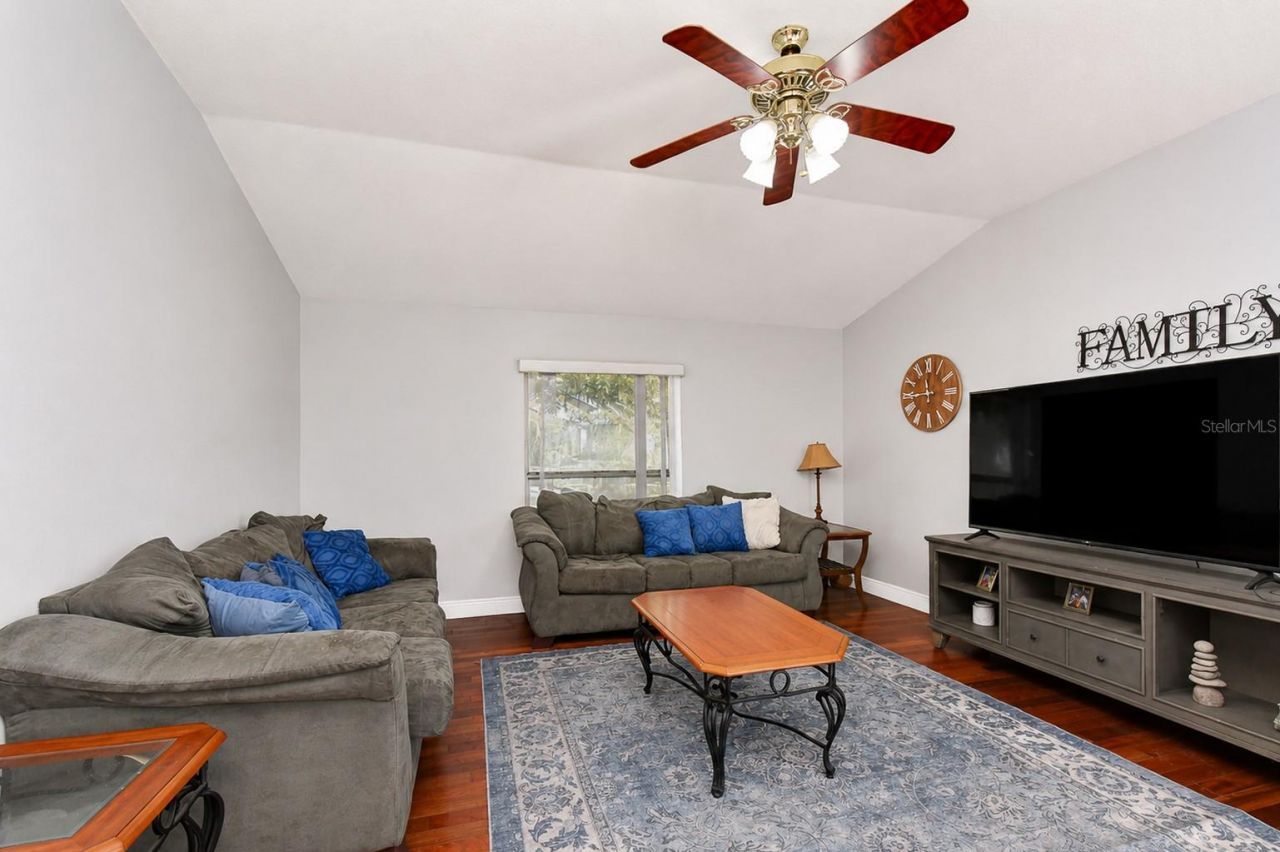 4102 Amber Ridge Lane , Valrico, FL 33594 Photo