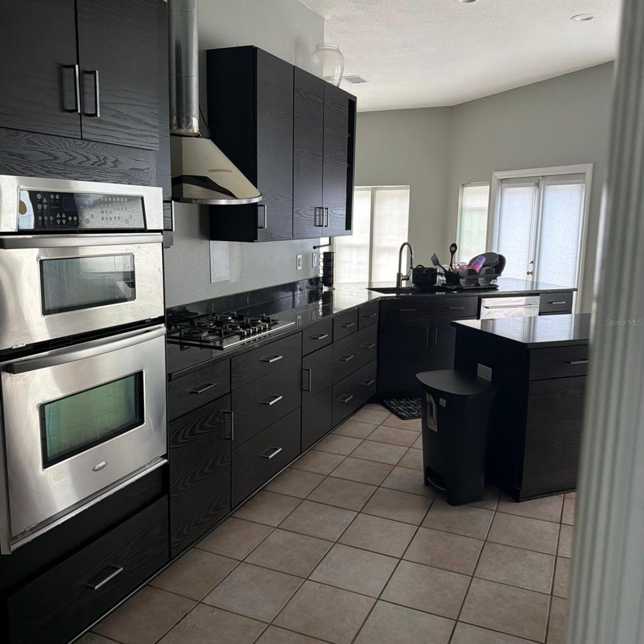 1931 Oak Ridge Court, Clearwater, FL 33759 Photo