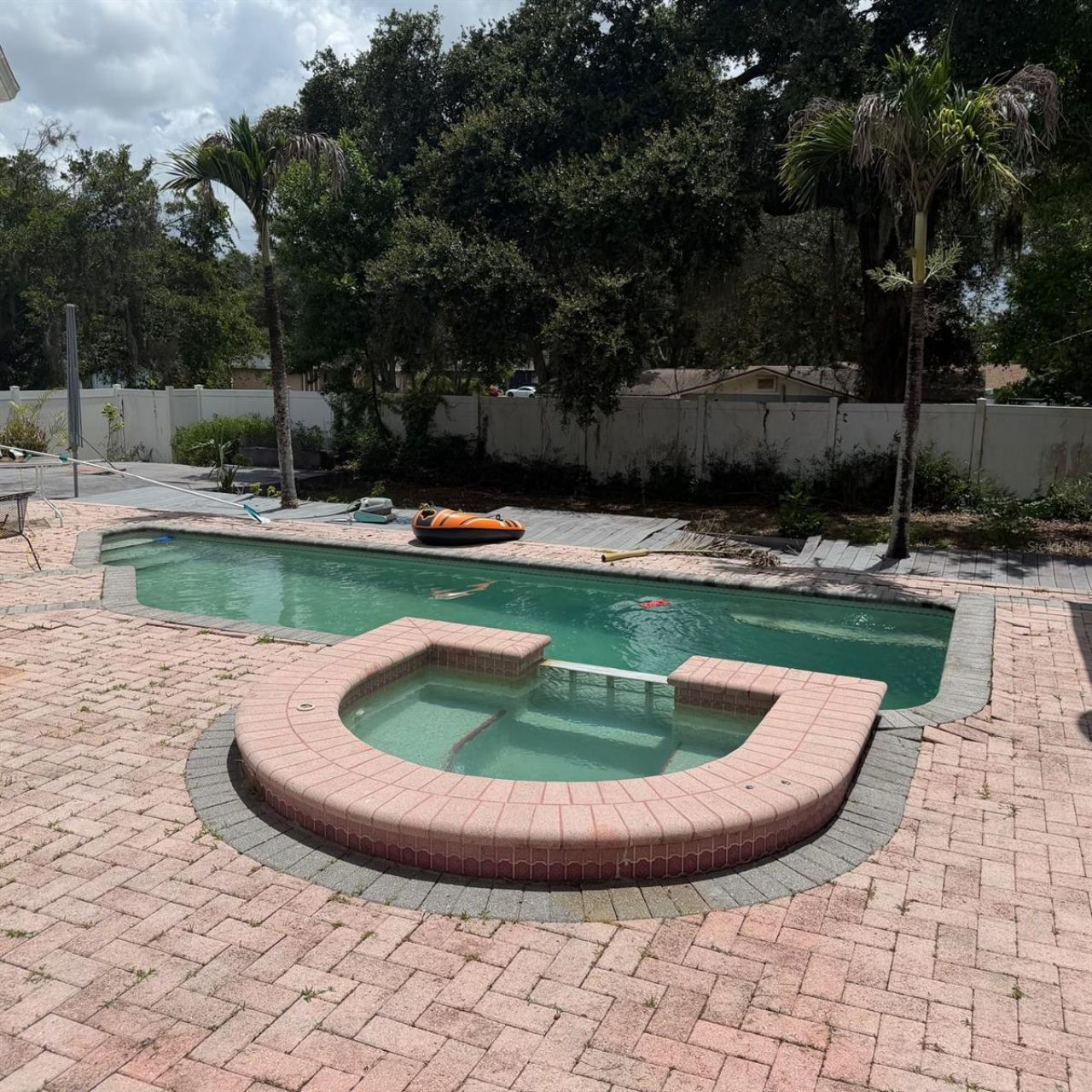 1931 Oak Ridge Court, Clearwater, FL 33759 Photo