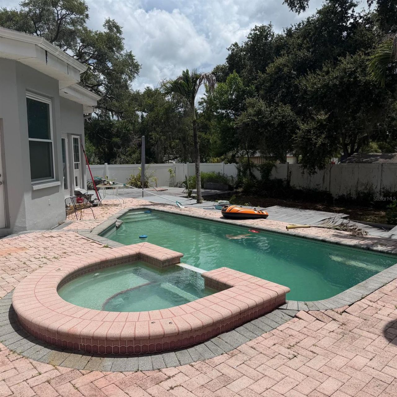 1931 Oak Ridge Court, Clearwater, FL 33759 Photo