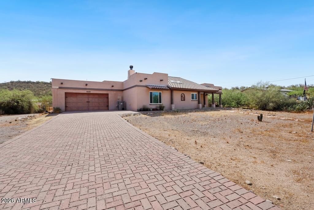 33651 S TOPAZ Road, Black Canyon City, AZ 85324