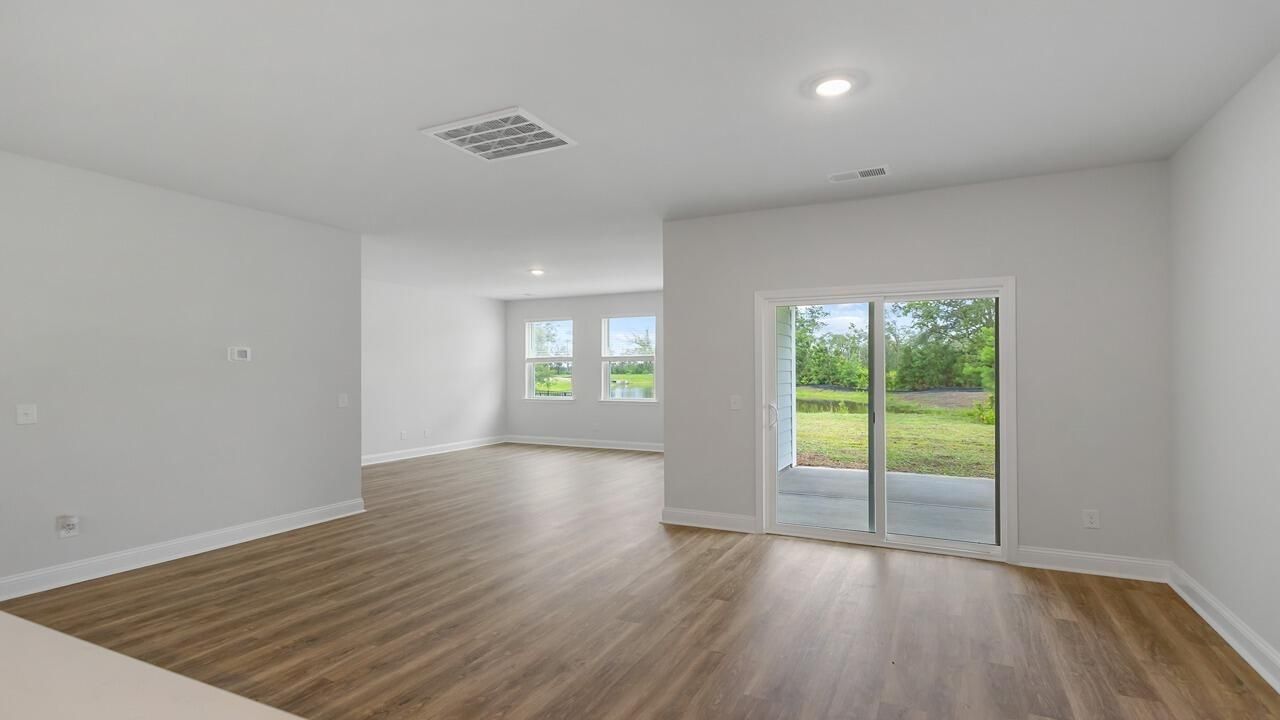 179 Broadstone Drive Photo 24