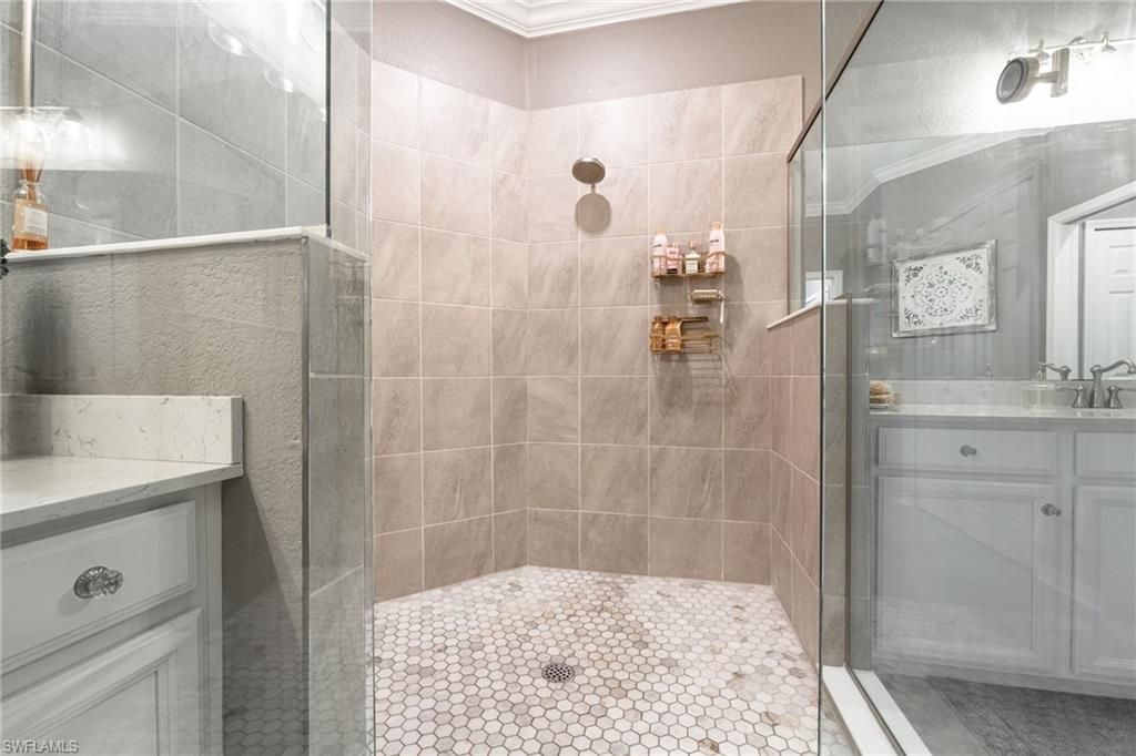 12027 Hawthorn Lake Dr, Unit 202, Fort Myers, FL 33913 Photo