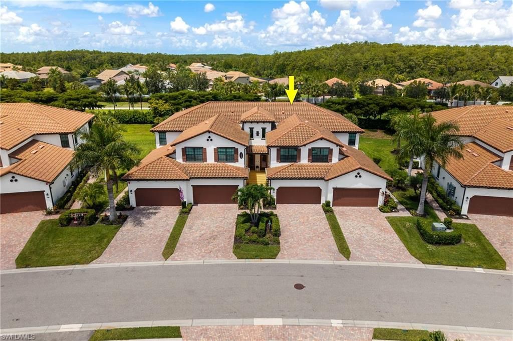 12027 Hawthorn Lake Dr, Unit 202, Fort Myers, FL 33913 Photo