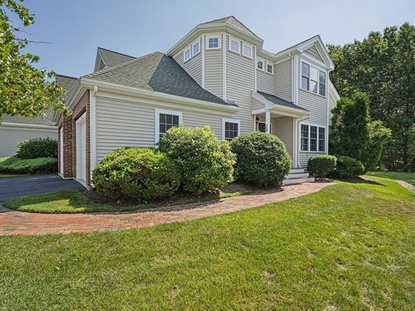 35 Indian Woods Way, Unit 35, Canton, MA 02021