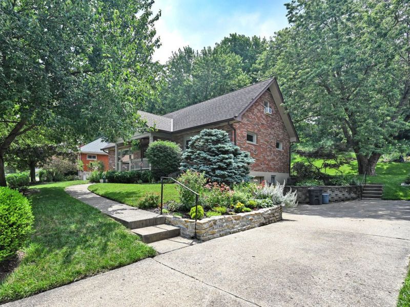19 Edna Lane, Covington, KY 41011 Photo 2