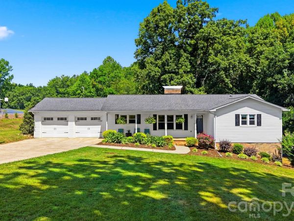 4421 Calico Road , Lenoir, NC 28645