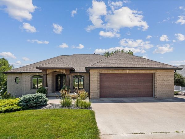 110 Hillcrest Ridge, Montezuma, IA 50171
