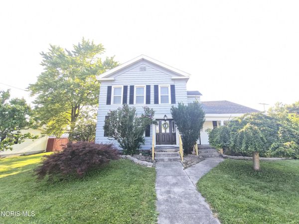 1695 N Union Street, Fostoria, OH 44830