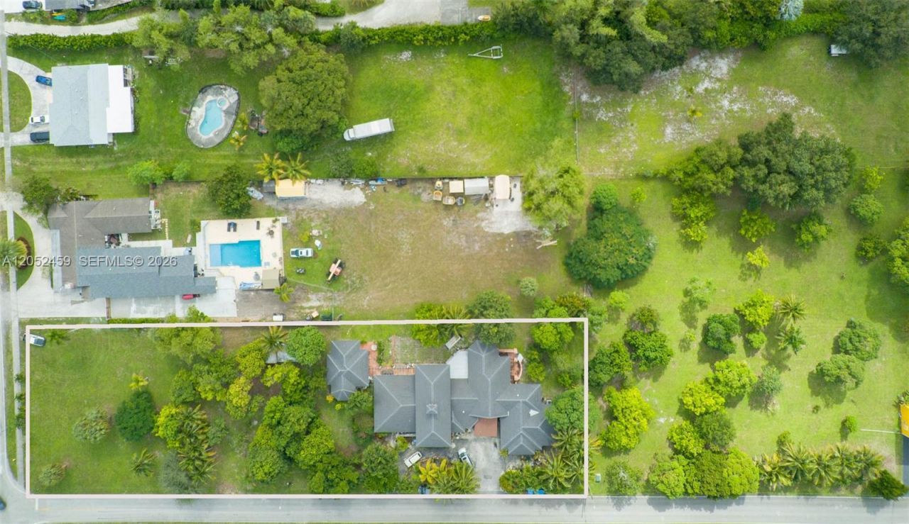 5400 Palm Tree Rd , Plantation, FL 33317 Photo