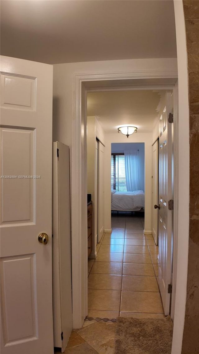 900 NW Greensward Ln, Unit 111-G, Delray Beach, FL 33445 Photo