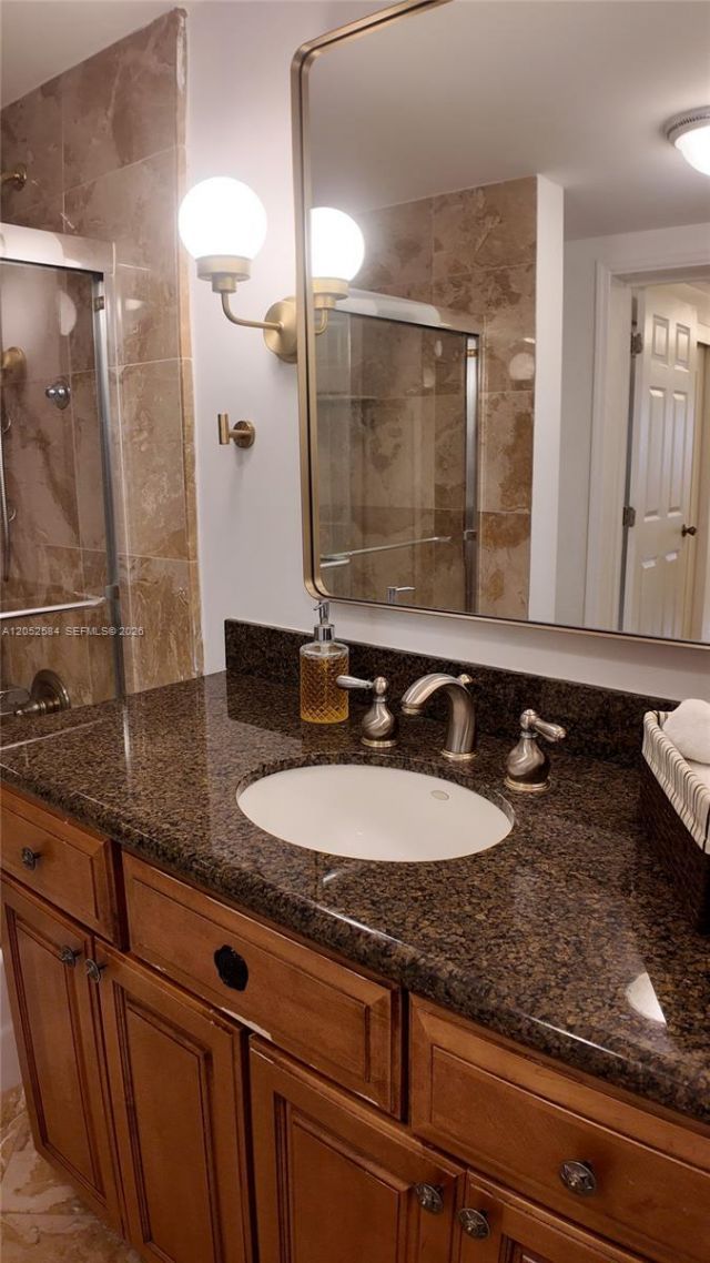 900 NW Greensward Ln, Unit 111-G, Delray Beach, FL 33445 Photo