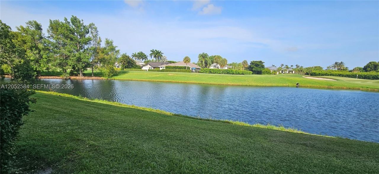 900 NW Greensward Ln, Unit 111-G, Delray Beach, FL 33445 Photo