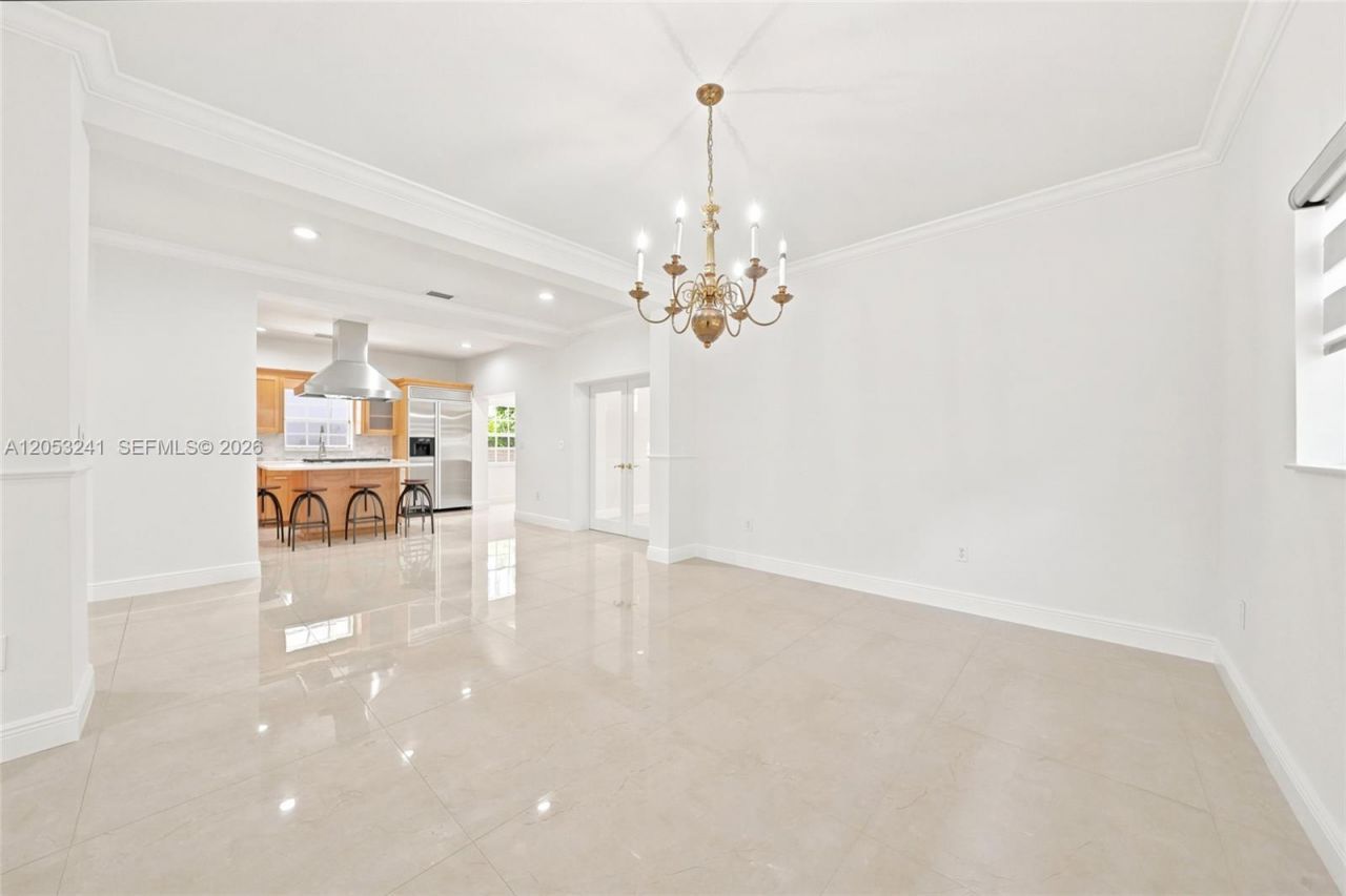 235 Atlantic Ave, Sunny Isles Beach, FL 33160 Photo