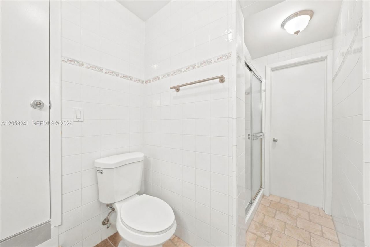235 Atlantic Ave, Sunny Isles Beach, FL 33160 Photo