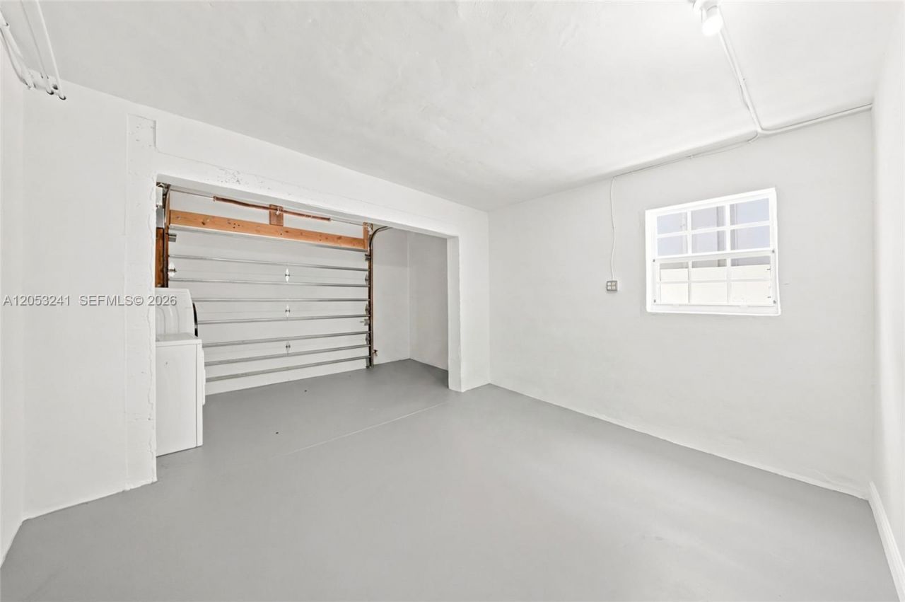 235 Atlantic Ave, Sunny Isles Beach, FL 33160 Photo