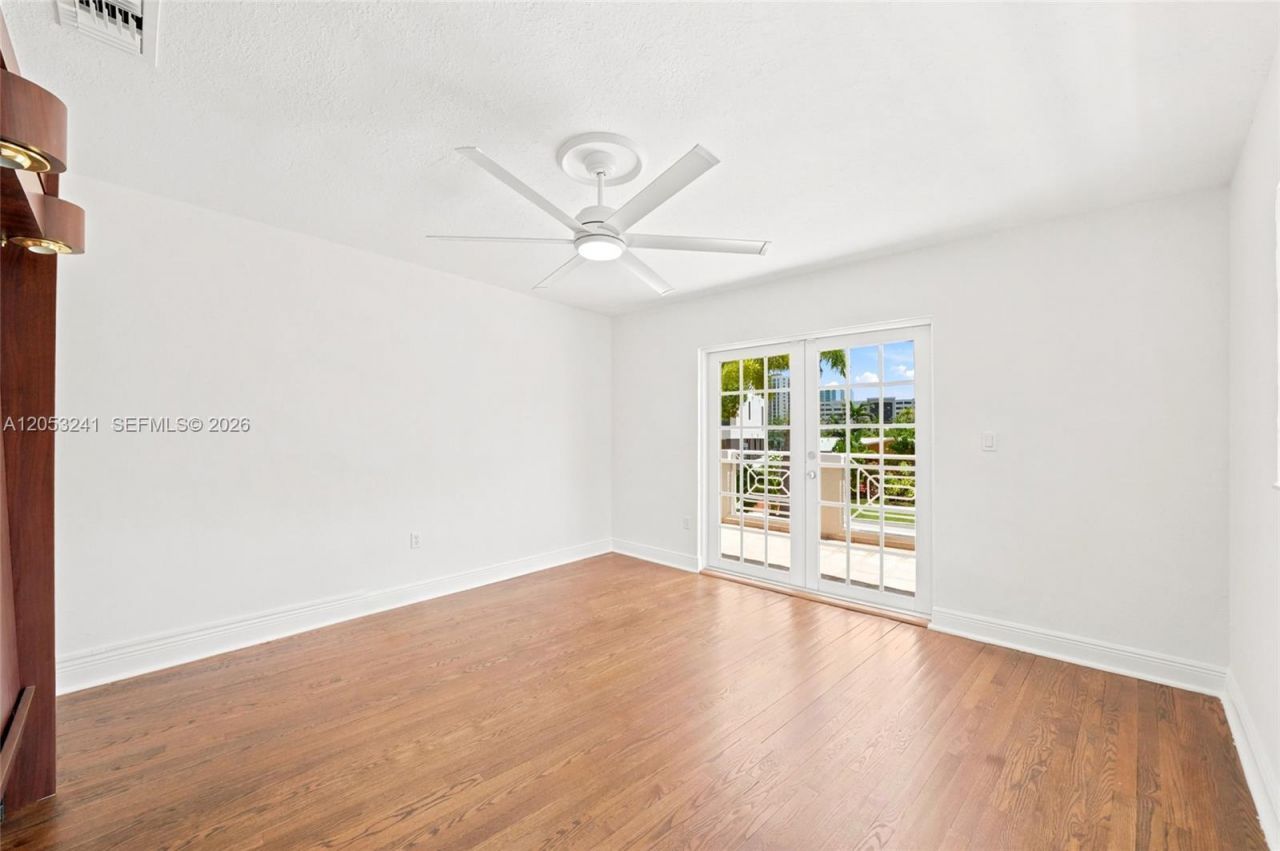 235 Atlantic Ave, Sunny Isles Beach, FL 33160 Photo