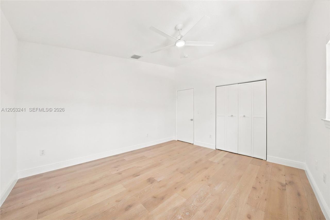 235 Atlantic Ave, Sunny Isles Beach, FL 33160 Photo