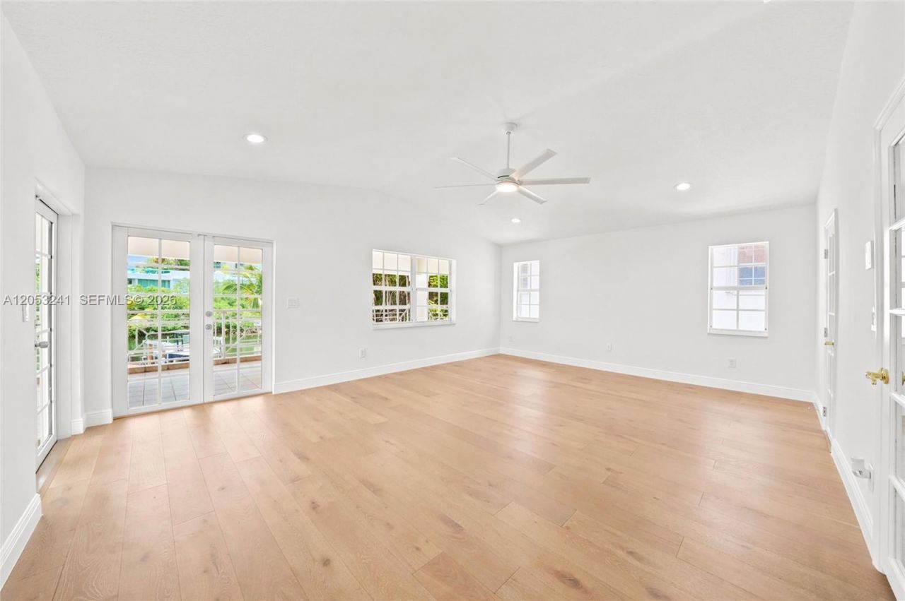235 Atlantic Ave, Sunny Isles Beach, FL 33160 Photo