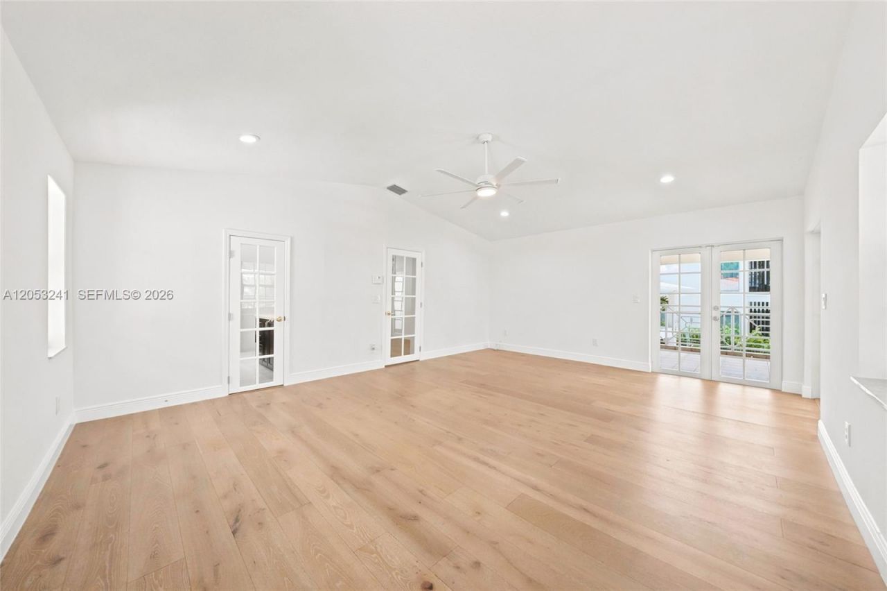 235 Atlantic Ave, Sunny Isles Beach, FL 33160 Photo