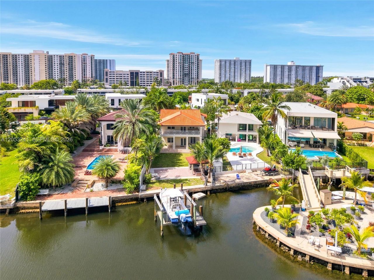 235 Atlantic Ave, Sunny Isles Beach, FL 33160 Photo