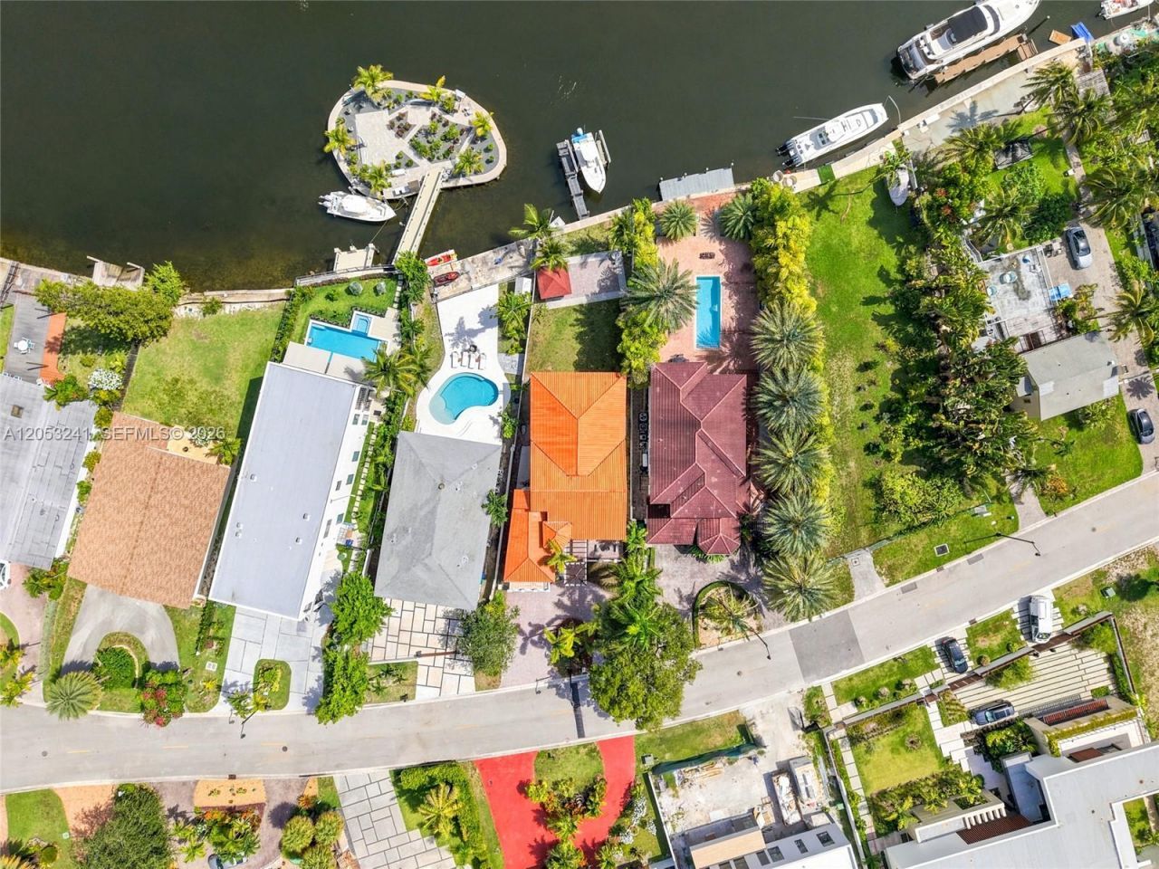235 Atlantic Ave, Sunny Isles Beach, FL 33160 Photo