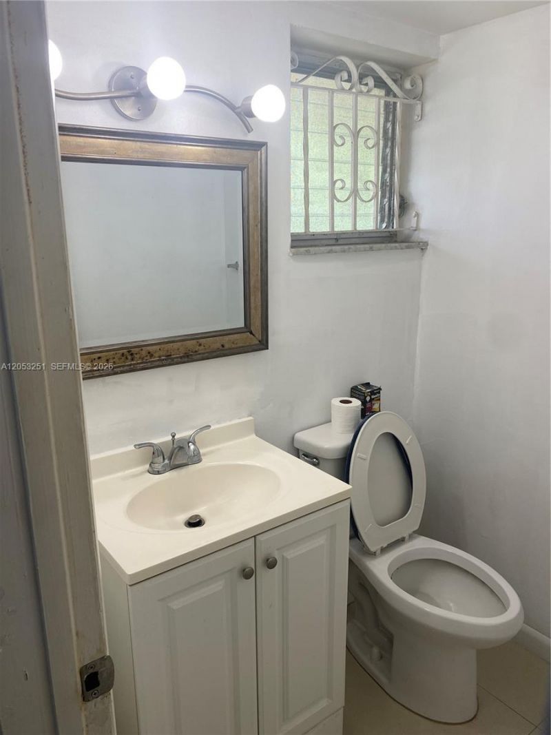 1550 NE 191st St , Unit 309, Miami, FL 33179 Photo